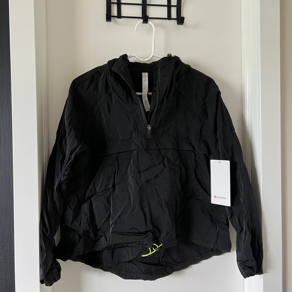 lululemon rain pullover